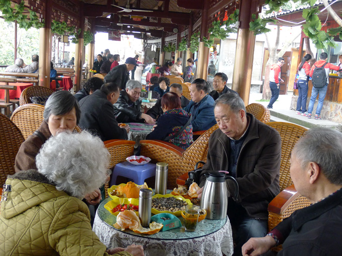 1474285241182757.jpg 離退休春游.JPG