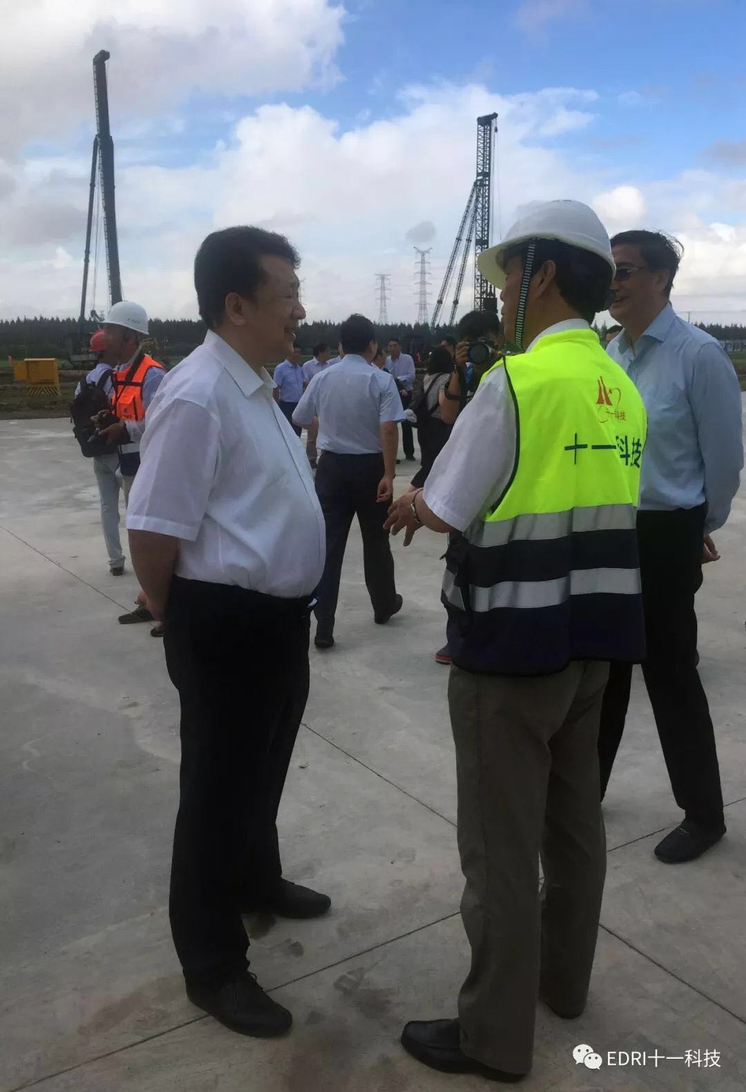 1534486215643817.jpg 1.jpg